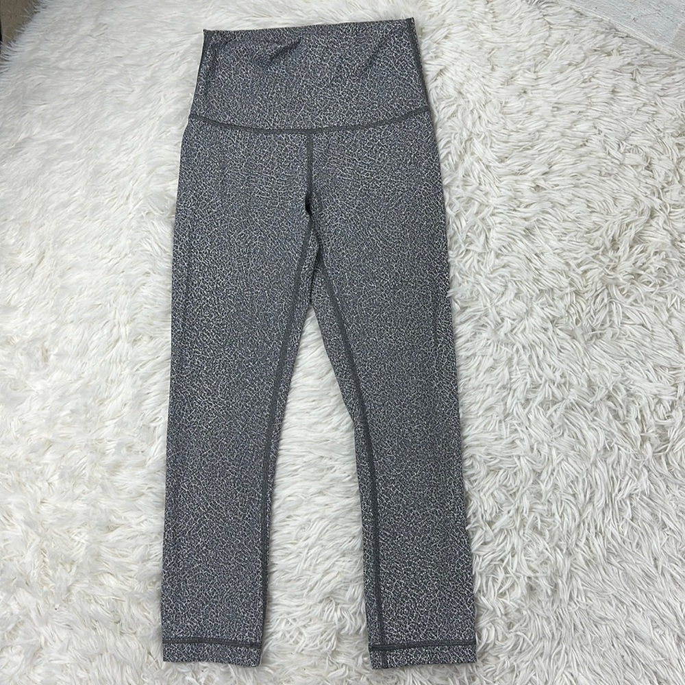 Lululemon Wunder Under Crop HR (Full-On Luxtreme 21") Fractal Alpine White